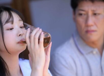 jav debut EvilAngel - Chơi hai lỗ em hàng tóc xoăn rên la ầm ĩ